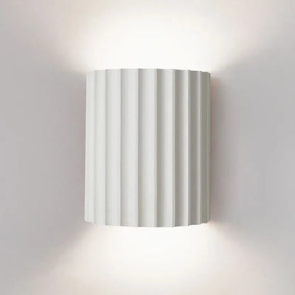 Chic wandlamp met geplooide lampenkap – Verhoog uw ruimte met moderne elegantie en zachte verlichting