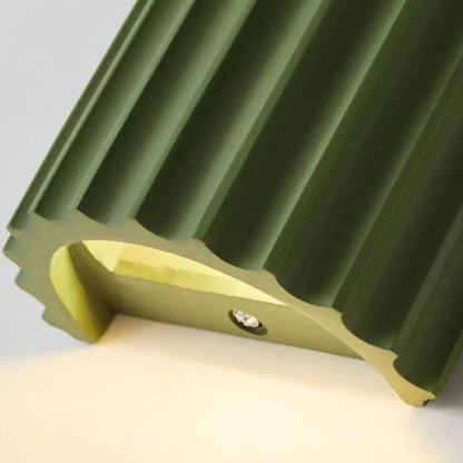 Chic wandlamp met geplooide lampenkap – Verhoog uw ruimte met moderne elegantie en zachte verlichting