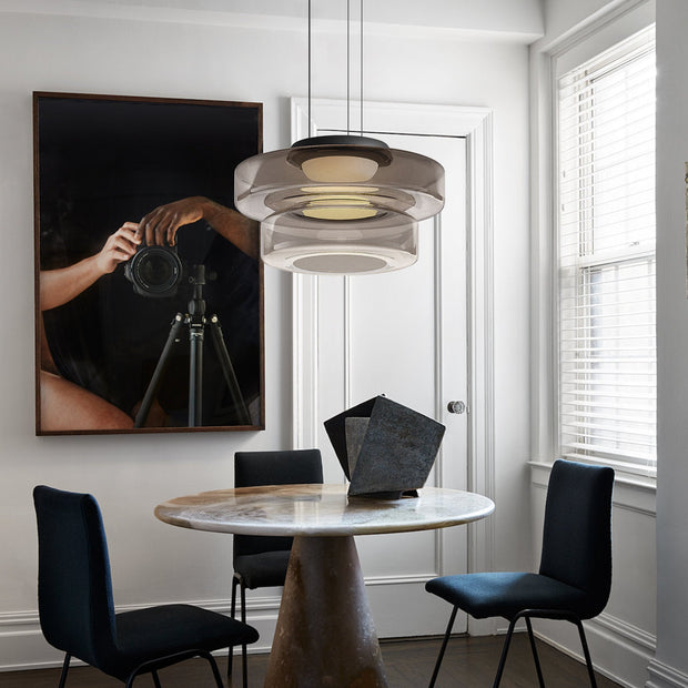 Superb glass pendant lamp in the shape of a moon – Chic and versatile indoor lighting