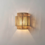 Chic Natural Rope Wall Sconce – Embrace an Organic Design for a Warm and Welcoming Atmosphere