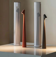 Elegant rechargeable aluminum table lamp - Chic design with adjustable lighting levels