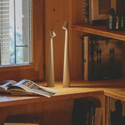Elegant rechargeable aluminum table lamp - Chic design with adjustable lighting levels