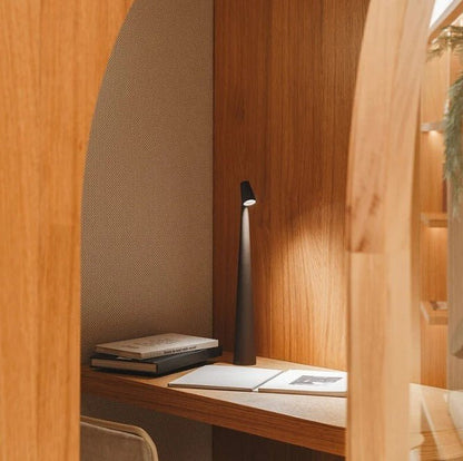 Lampe de table en aluminium rechargeable élégante - Design chic avec niveaux d'éclairage réglables