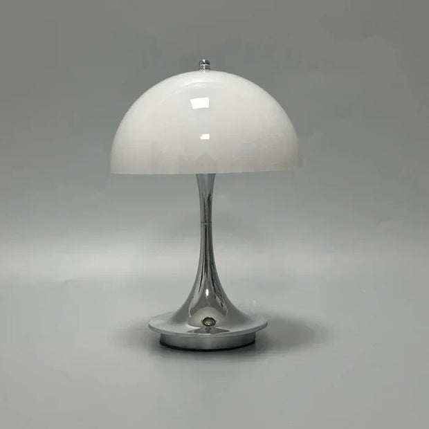 ÉclatAura™ Luxe Table Lamp – Exquisite Sophistication and Enchanting Illumination