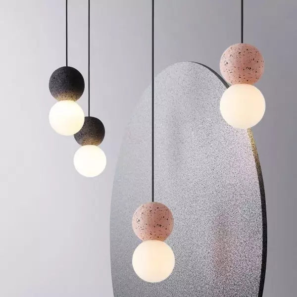 Magnifique Suspension Origo – Style Géométrique Moderne Fabriquée en Pierre Volcanique avec un Élégant Diffuseur en Verre Opale