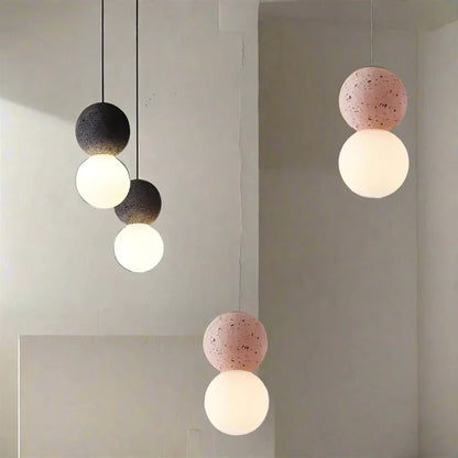 Magnifique Suspension Origo – Style Géométrique Moderne Fabriquée en Pierre Volcanique avec un Élégant Diffuseur en Verre Opale