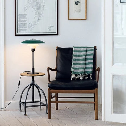 Metal floor lamp with dazzling multilayer discs – Elevate your space with modern elegance and soothing ambient light