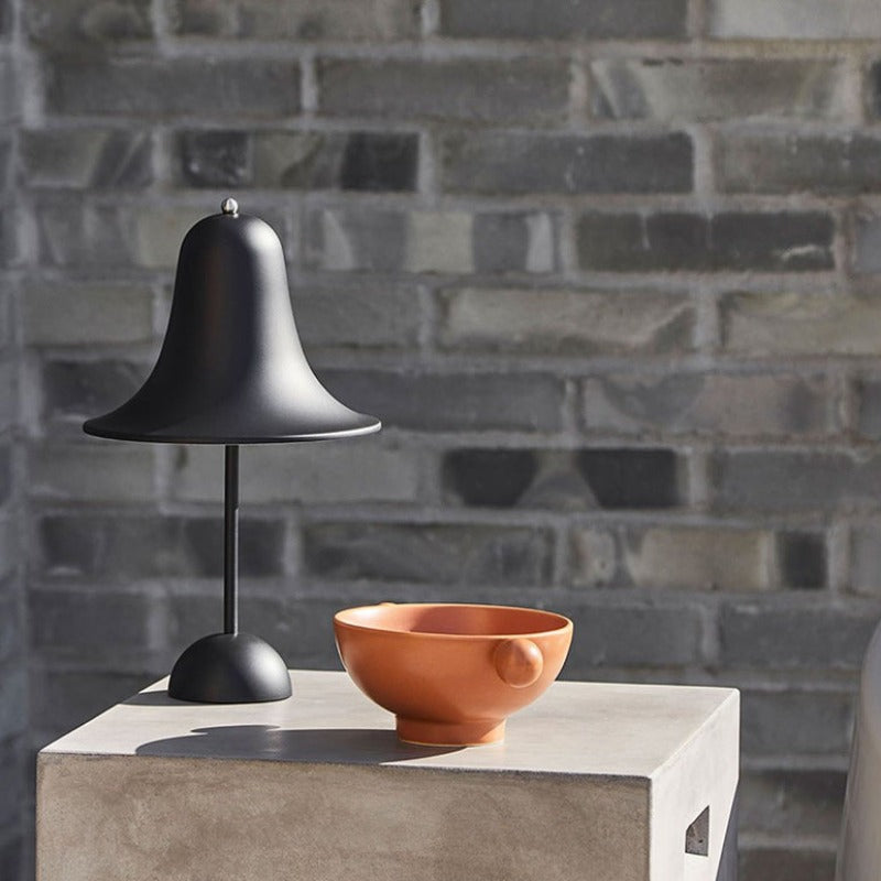 Lampe de table sans fil élégante - Design classique en forme de capuchon pour éclairer pratiquement votre espace