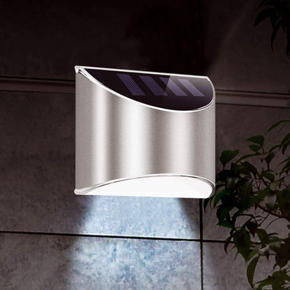 Lampe Murale Solaire LED en Acier Inoxydable - Éclairage Extérieur Élégant, Durable et Écologique