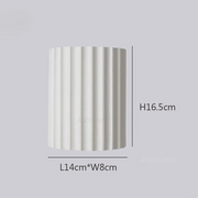 Chic wall sconce with pleated lampshade – Elevate your space with modern elegance and soft illumination