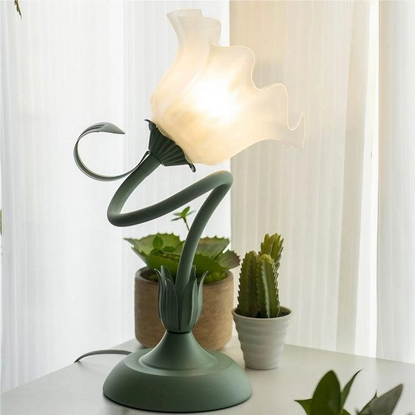 Lampe de table florale vintage charmante – Élégance inspirée de la nature et design fonctionnel