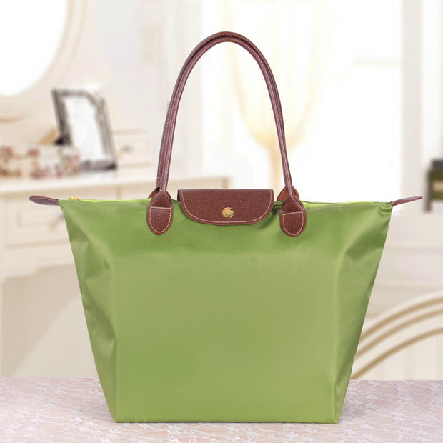 Oxford Chic Shoulder Bag – Effortless Style and Everyday Functionality