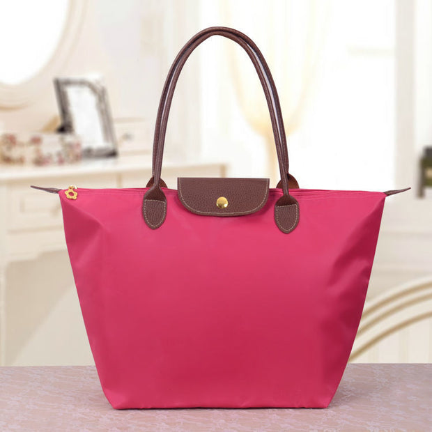 Oxford Chic Shoulder Bag – Effortless Style and Everyday Functionality
