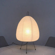 Elegant Japanese rice paper LED lamp – Artistic design with a chic wooden tripod