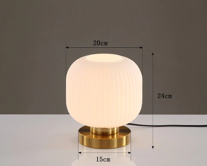 Lampe de table en verre nordique élégante – Illuminez votre espace avec une élégance moderne et une douce radiance LED